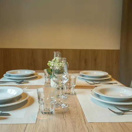 Apartment Appartement1 *